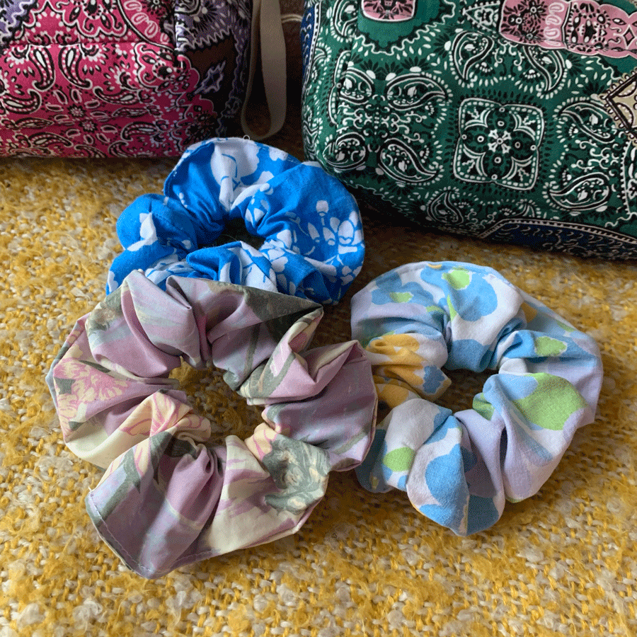 Chouchou scrunchie